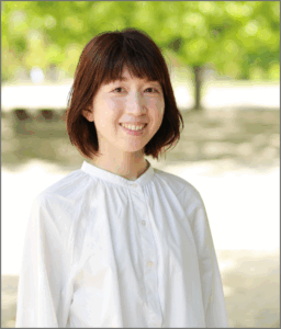 横田かおり